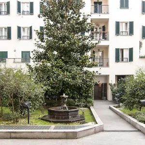  Hotel Royal Suites Italy